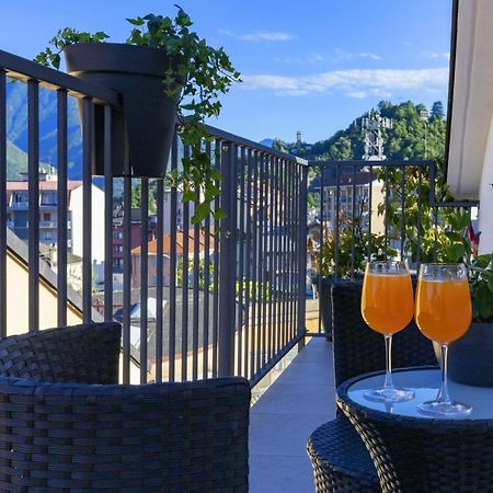Panoramic Penthouse In The Historical Center Apartment Domodossola Exterior foto