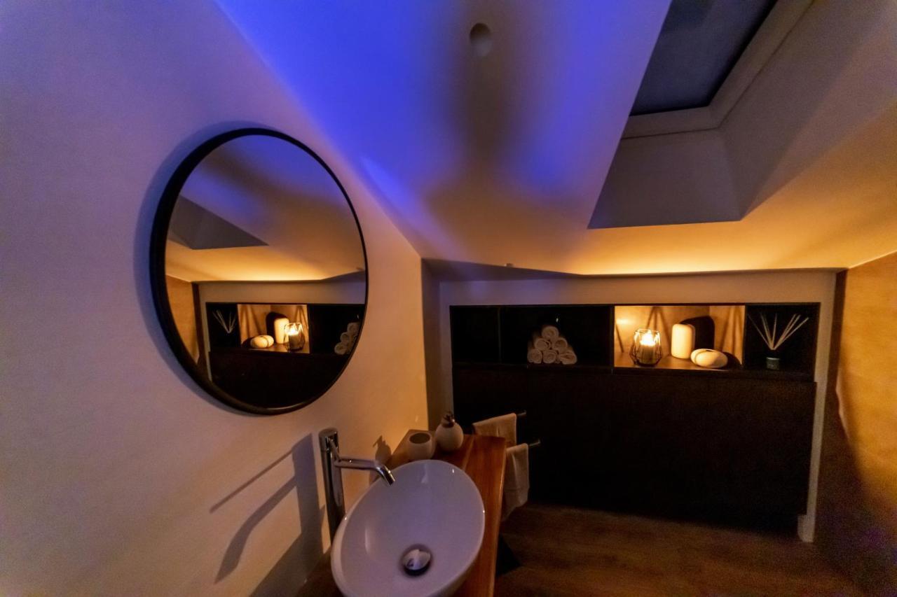 Panoramic Penthouse In The Historical Center Apartment Domodossola Exterior foto