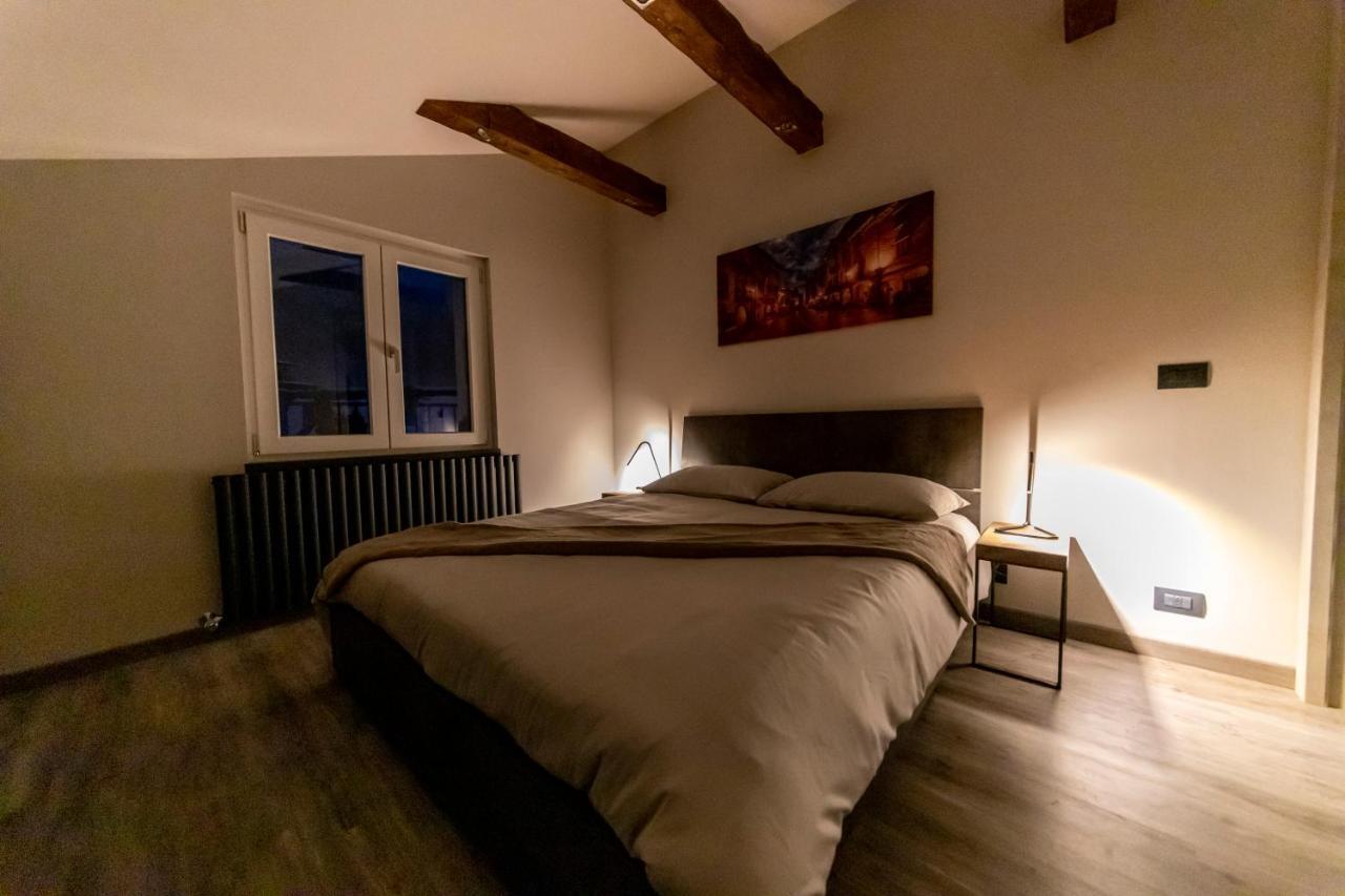 Panoramic Penthouse In The Historical Center Apartment Domodossola Exterior foto