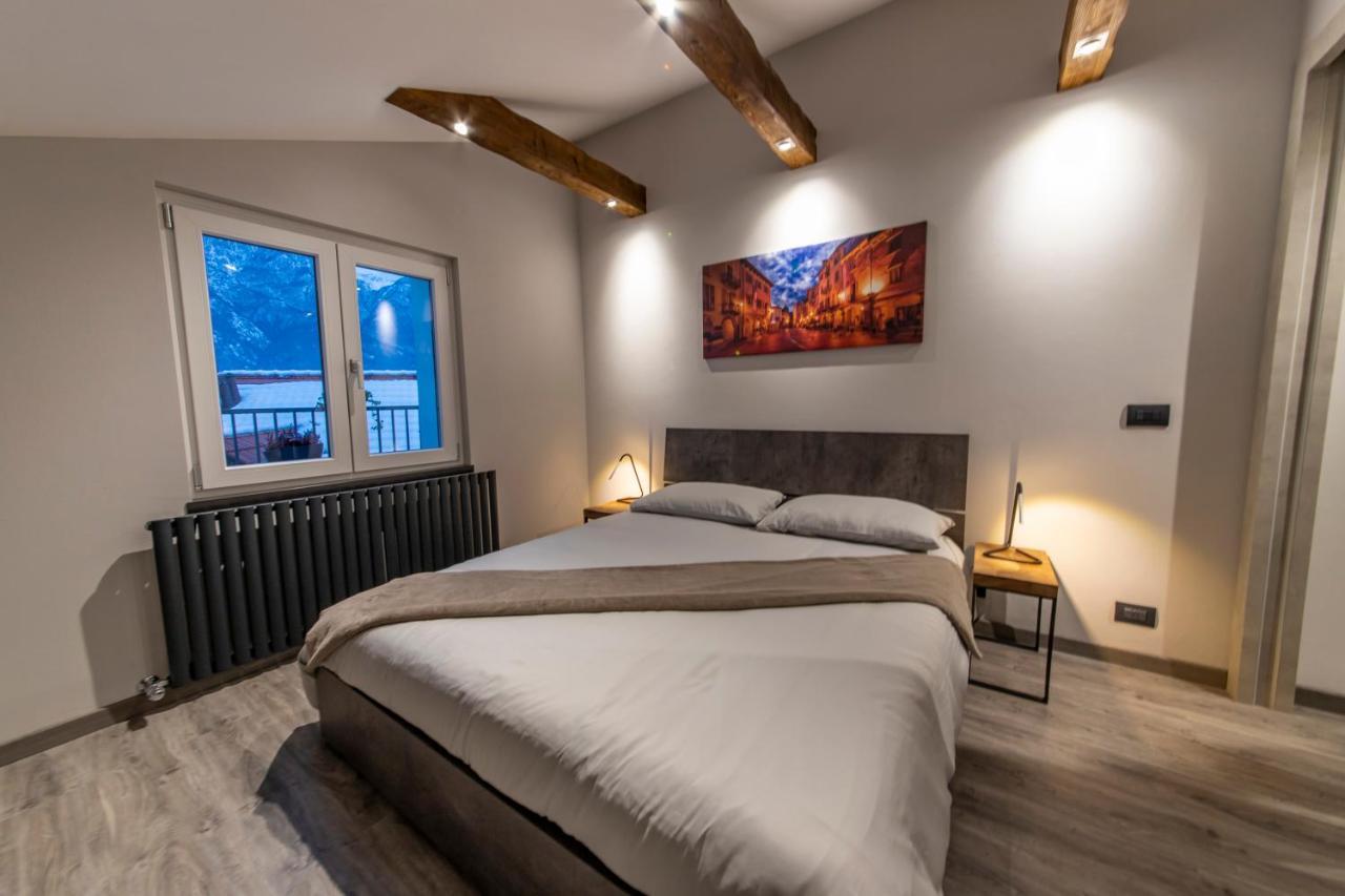 Panoramic Penthouse In The Historical Center Apartment Domodossola Exterior foto